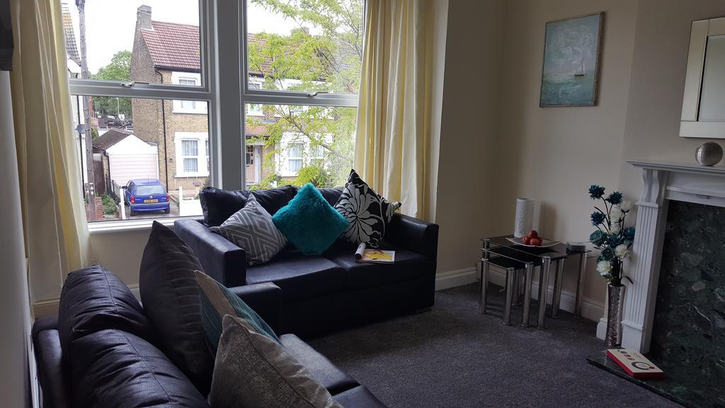 Seventy Eight Apartment Сътън он Сий Екстериор снимка