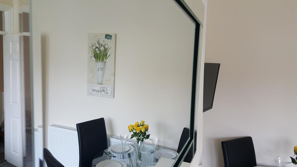 Seventy Eight Apartment Сътън он Сий Екстериор снимка