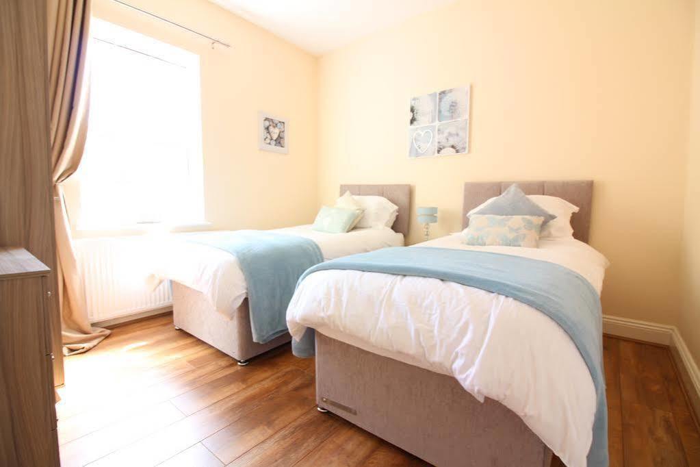 Seventy Eight Apartment Сътън он Сий Екстериор снимка